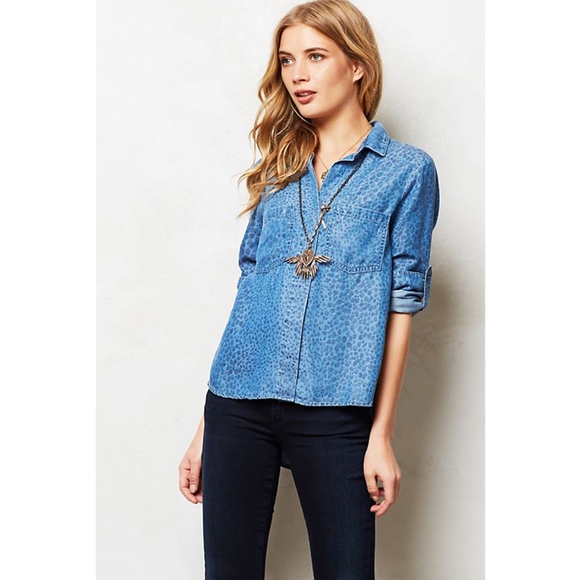 Anthropologie Tops - Cloth & Stone Blue Leopard Chambray Popover - M